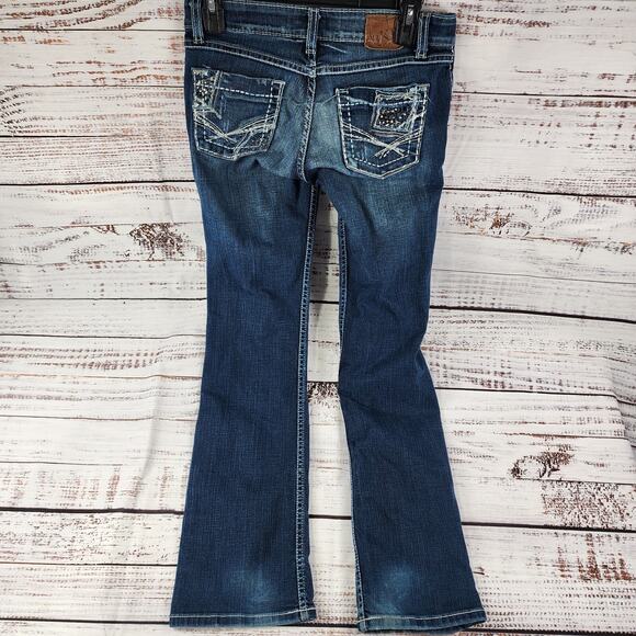 BKE Stella Boot Jeans 26x31.5 Medium Wash Distressed Stretch Embroidered Pockets - Picture 2 of 8